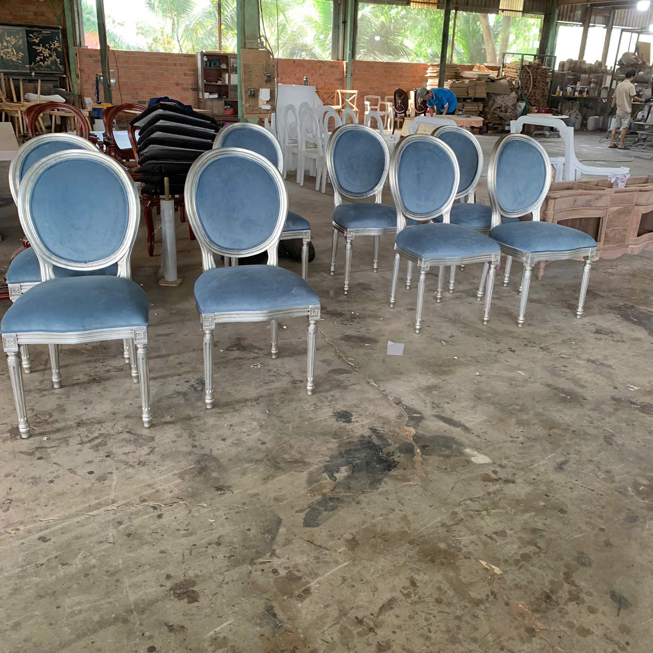 GHẾ ĂN TÂN CỔ ĐIỂN LOUIS 16 DÁN LÁ BẠC